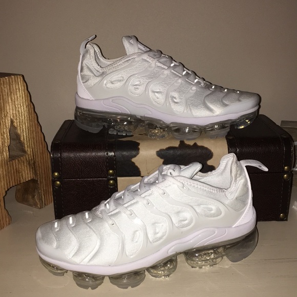 vapormax size 8